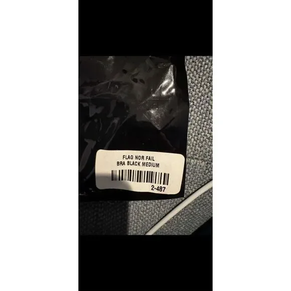 NWT Flag nor Fail seamless bra in black size medium - Picture 6 of 6